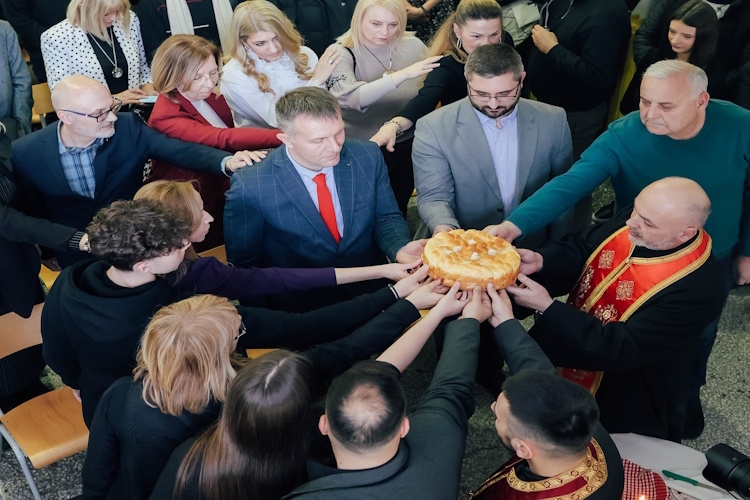 ПОЉОПРИВРЕДНА ШКОЛА ВРШАЦ ОБЕЛЕЖИЛА ДАН ШКОЛЕ И ПРАЗНИК СВЕТОГ ТРИФУНА...